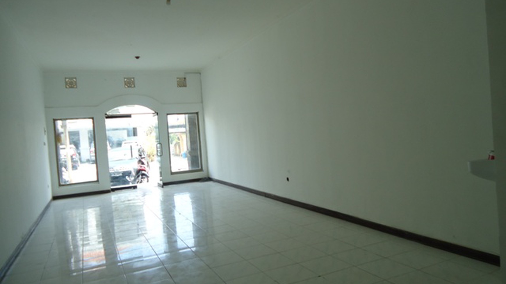 Shop at Kerobokan - For Rent