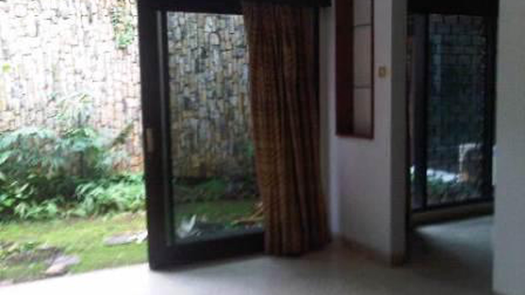 Rumah di Menteng Disewakan