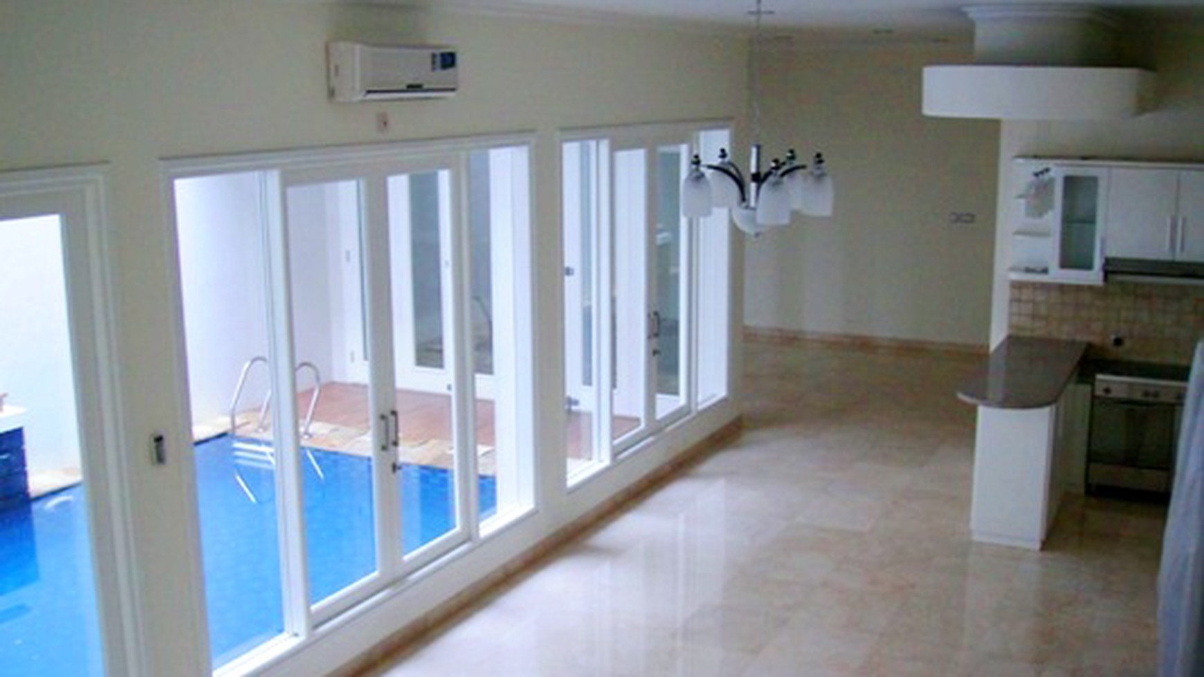 New House...Modern Style.. Nice Garden & Pool...Close to JIS