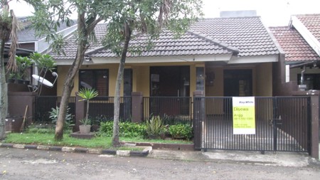 Di Sewakan Rumah Di Jl Elang, Bintaro sektor 9