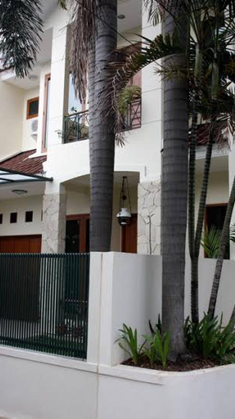 A house in Cluster at Jl Praja Dalam near Gandaria City & Pondok Indah Mall