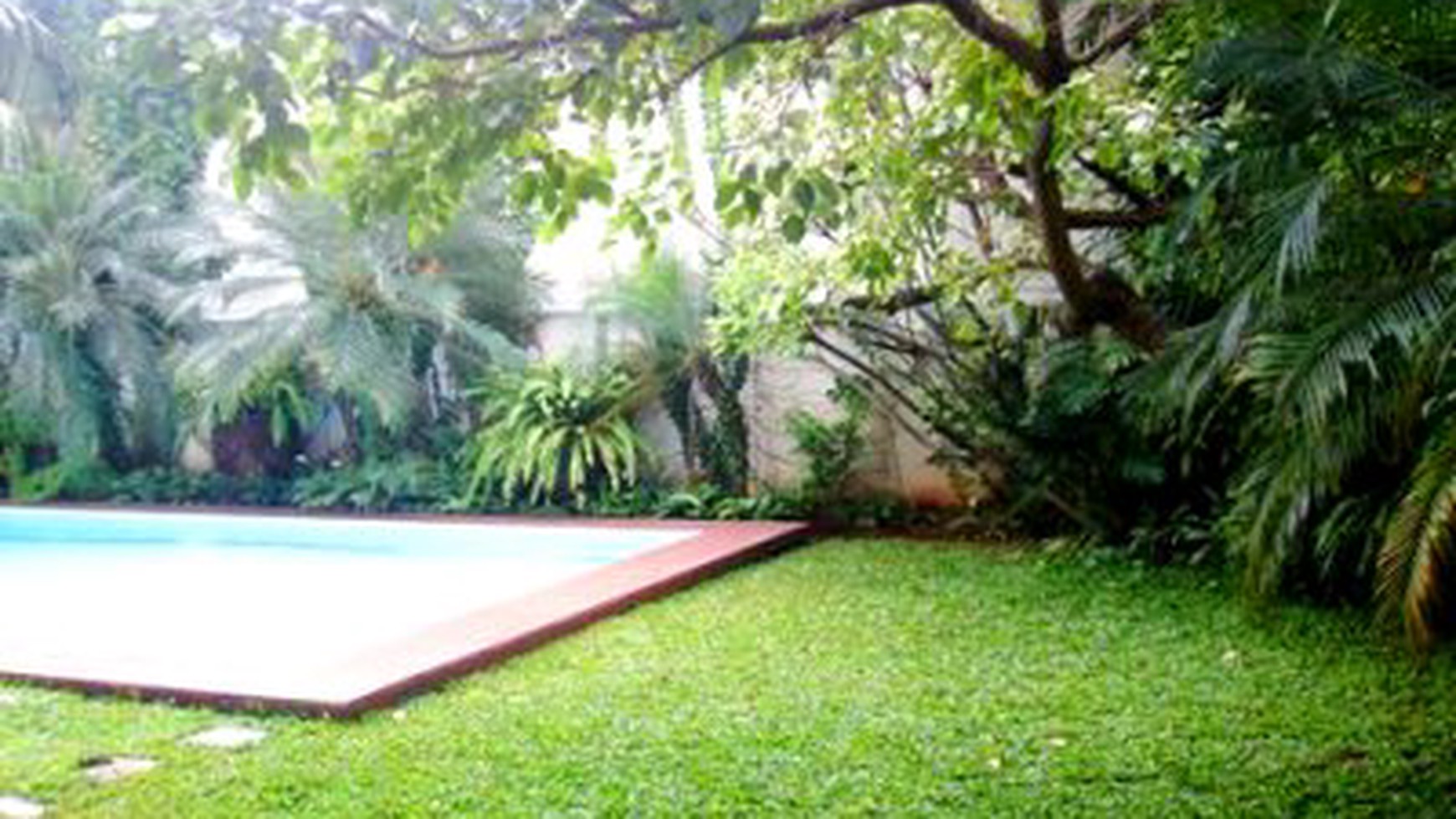 Very Quiet Area... Nice Garden & Pool... Close to JIS...