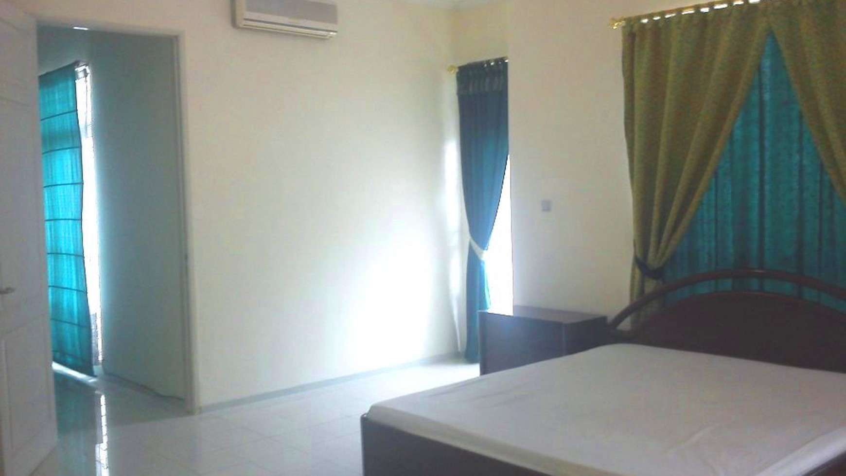 Newly Renovated...Nice Garden & Pool...Semifurnished....Quiet Area...