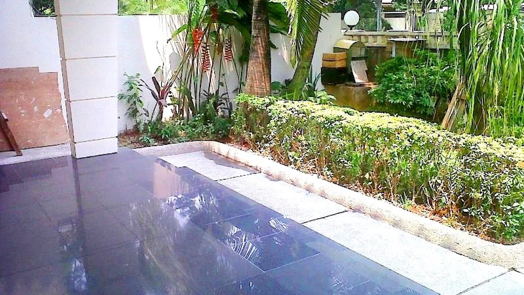 Renovated...Nice garden & Pool...Quiet...Clse to JIS....