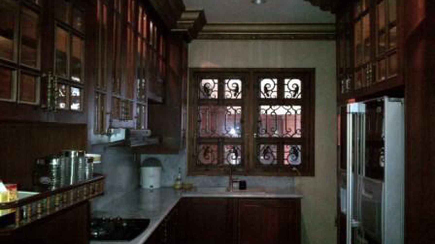 Full furnished Victorian style house at south Jakarta with the affordable price
