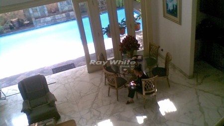 Rumah Di Jual Kebayoran Baru - Jakarta Selatan