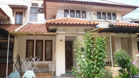 Dijual Rumah Taman Parahyangan - Lippo Karawaci