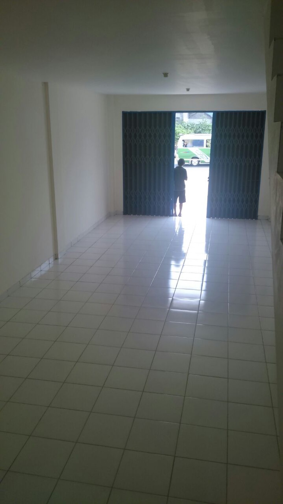 Dijual Ruko 5 Gandeng Jl. Proklamasi - Cimone, Karawaci