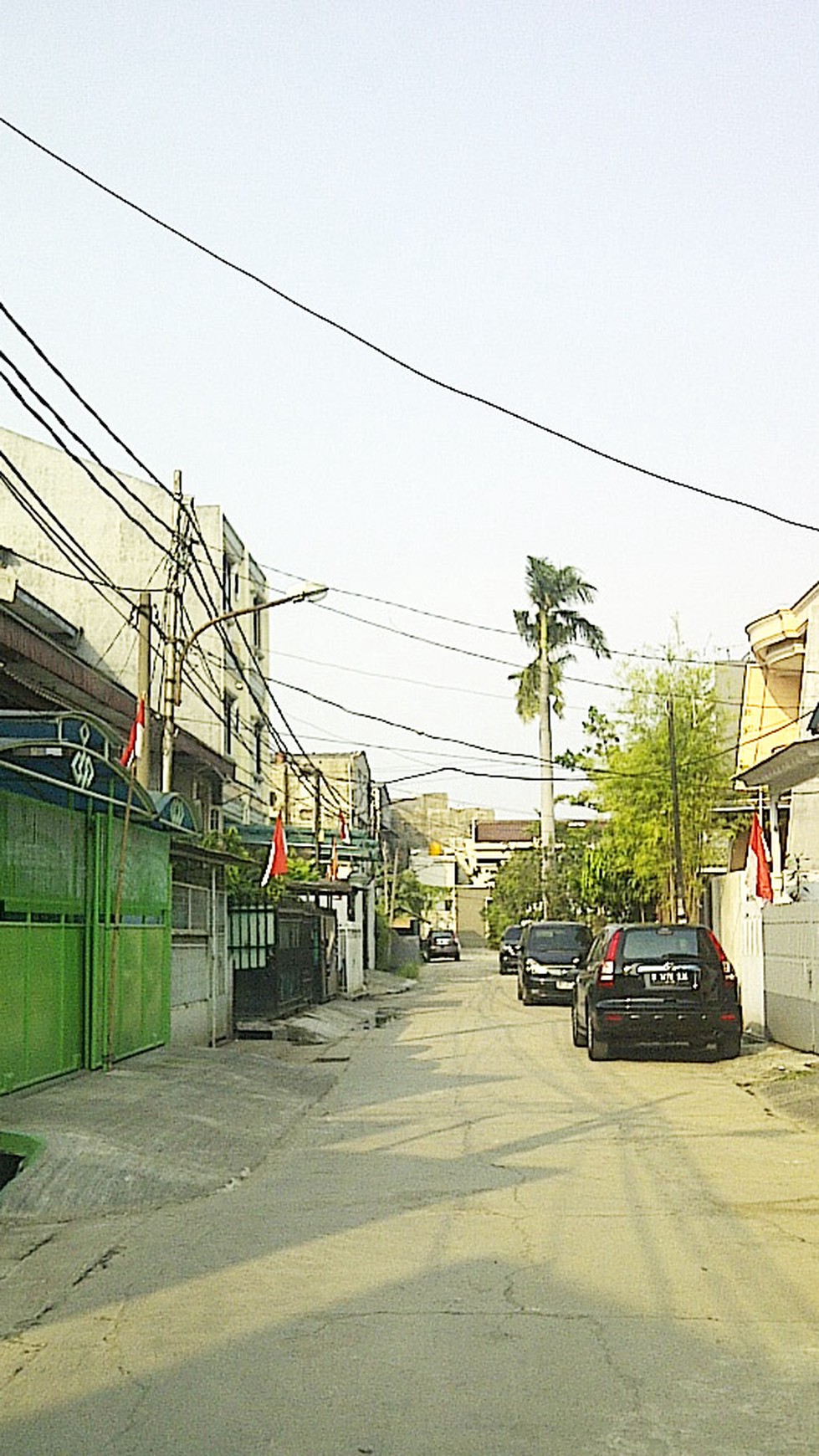 Dijual Rumah + Gudang di Komp. THI, Jakarta Barat