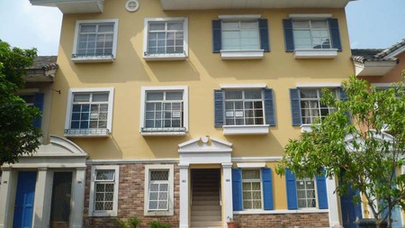 Disewakan Townhouse Taman Ayu - Lippo Karawaci