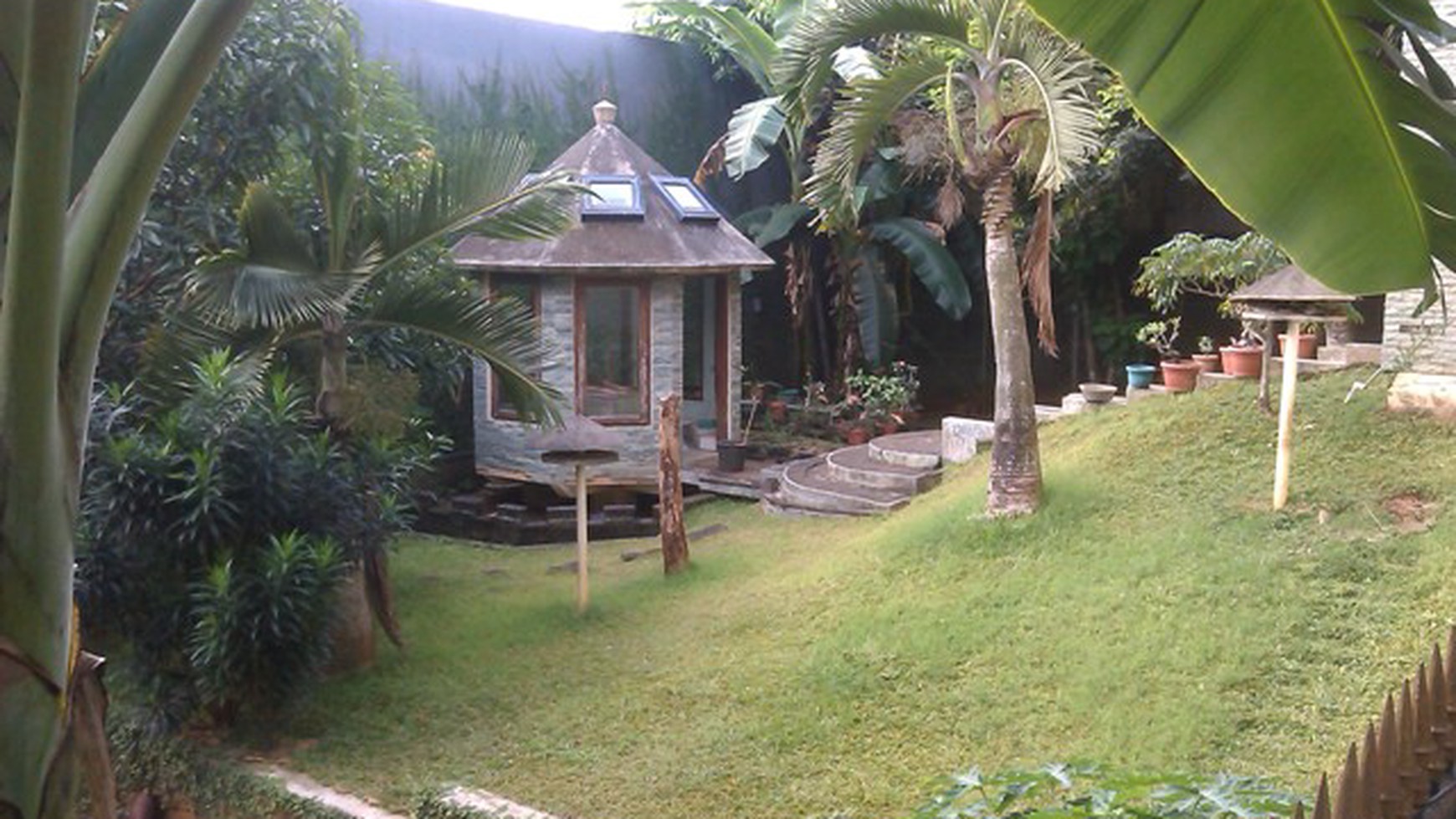 Rumah dijual di Cinere