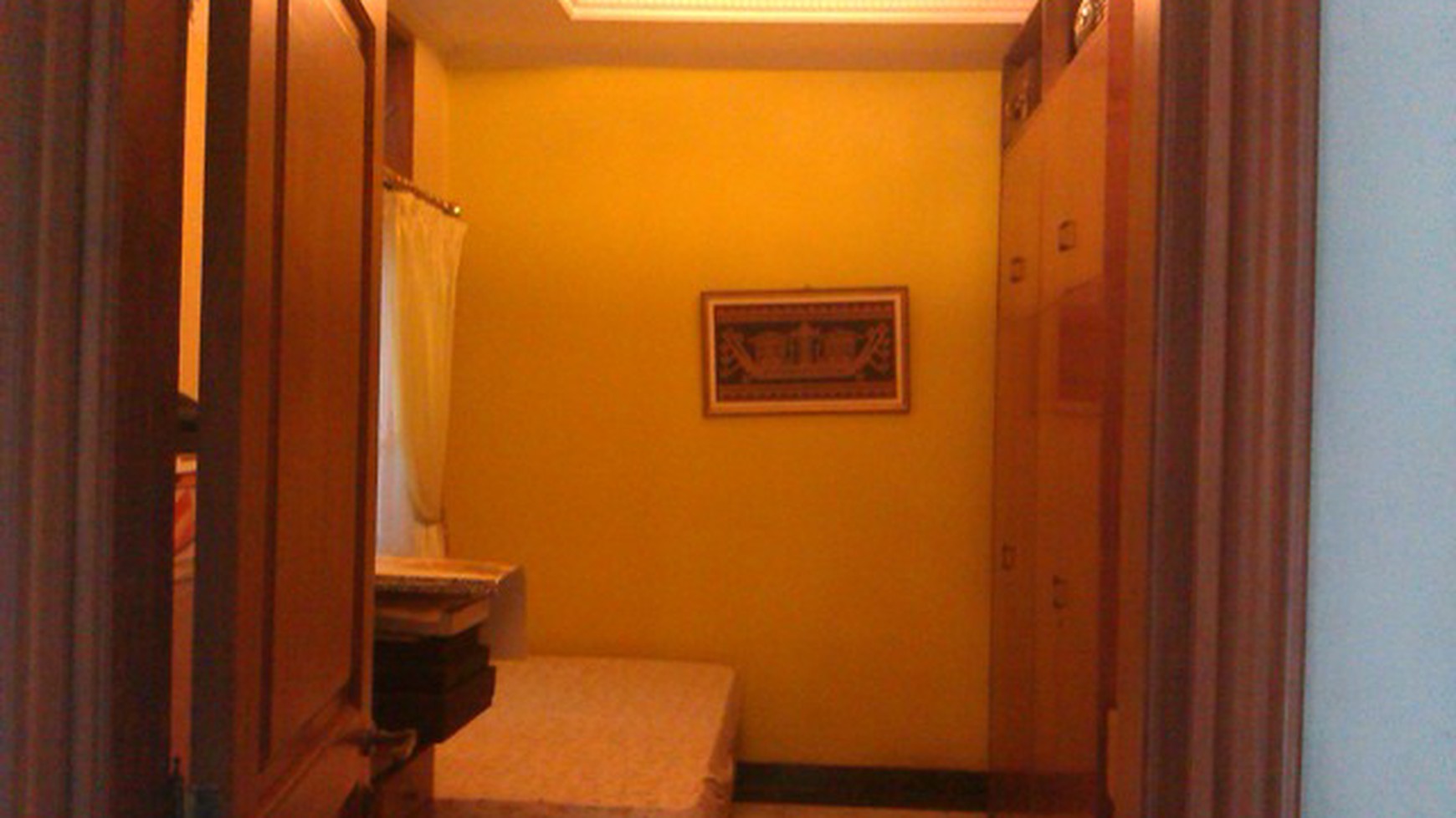 Rumah dijual di Cinere