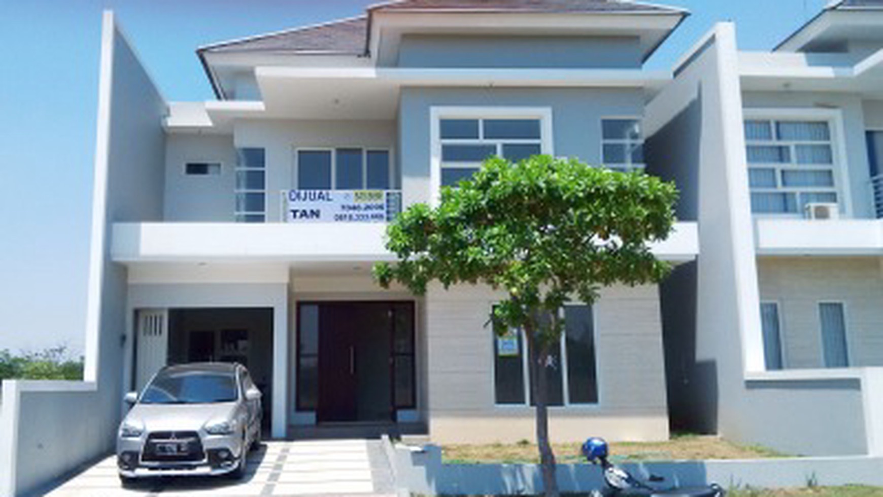 Rumah di Waterfront - Citraland, Bagus, Row Jalan Lebar, Bebas Banjir, Siap Huni - TAN -