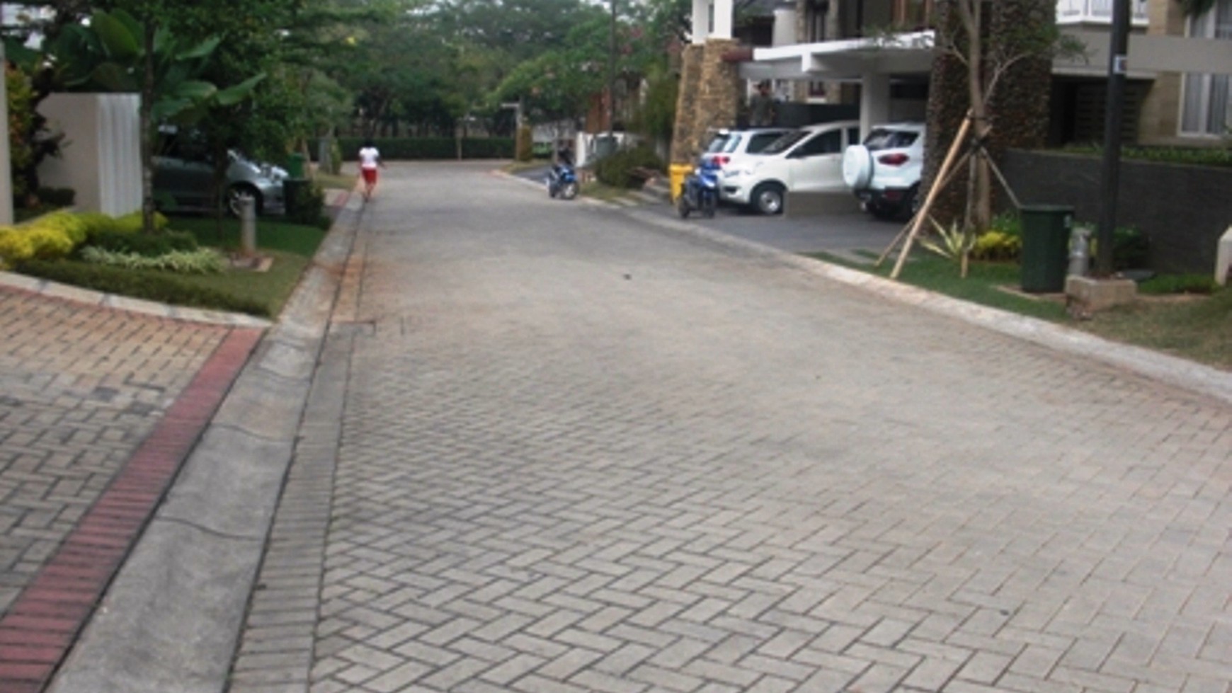 Rumah Minimalis,Lokasi oke di Bintaro 7