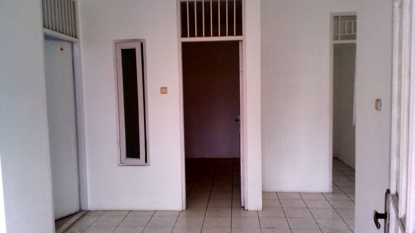 Di Sewa Cepat Rumah, Baru di Renovasi !