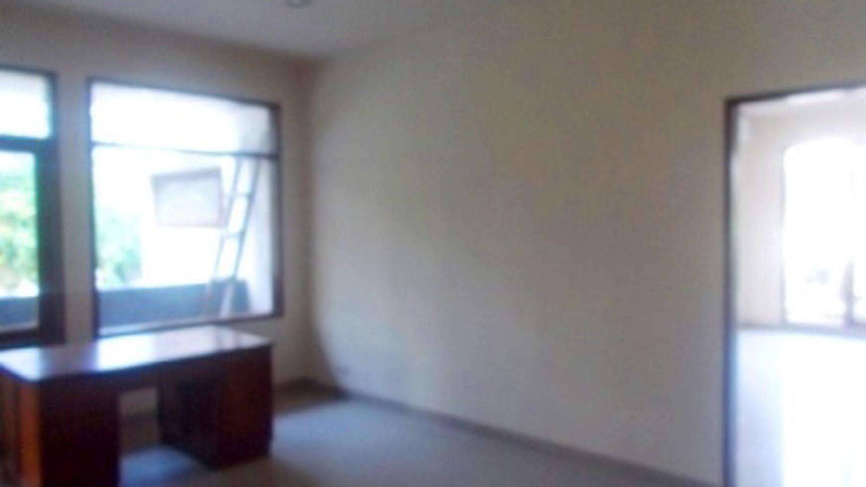 New/Renovated House in the a Compound..VeryQuiet..Close to Senayan..