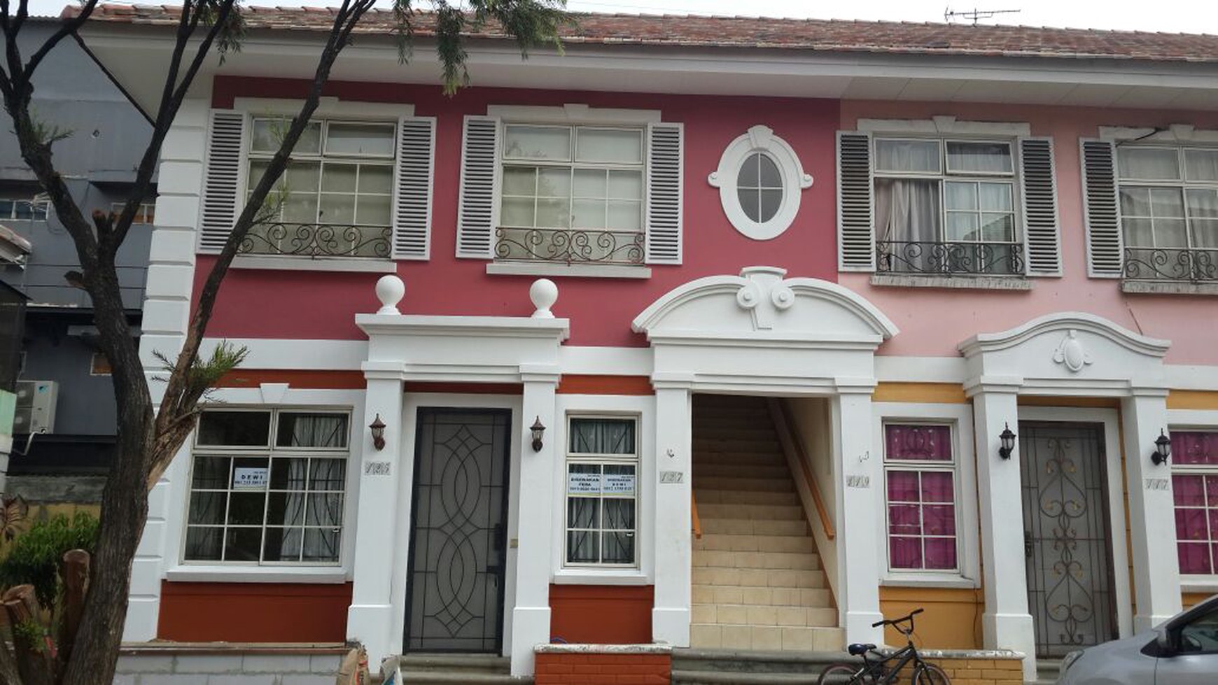 Disewakan Townhouse Taman Paris - Lippo Karawaci