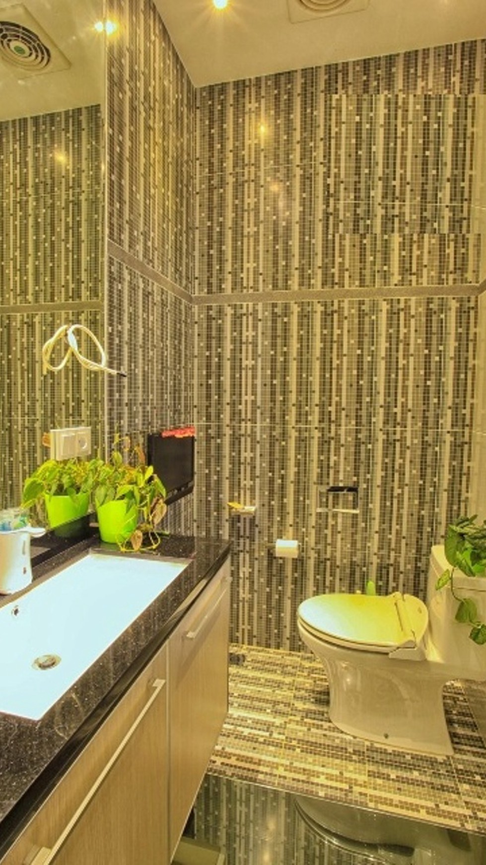 Rumah Cantik Minimalis,Jarang Ada,strategis,good price  Sektor 5 Bintaro Jaya..