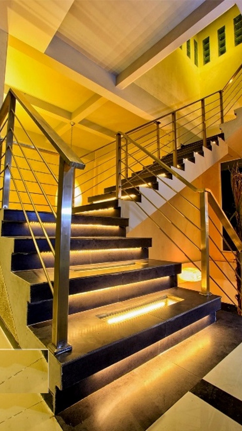 Rumah Cantik Minimalis,Jarang Ada,strategis,good price  Sektor 5 Bintaro Jaya..