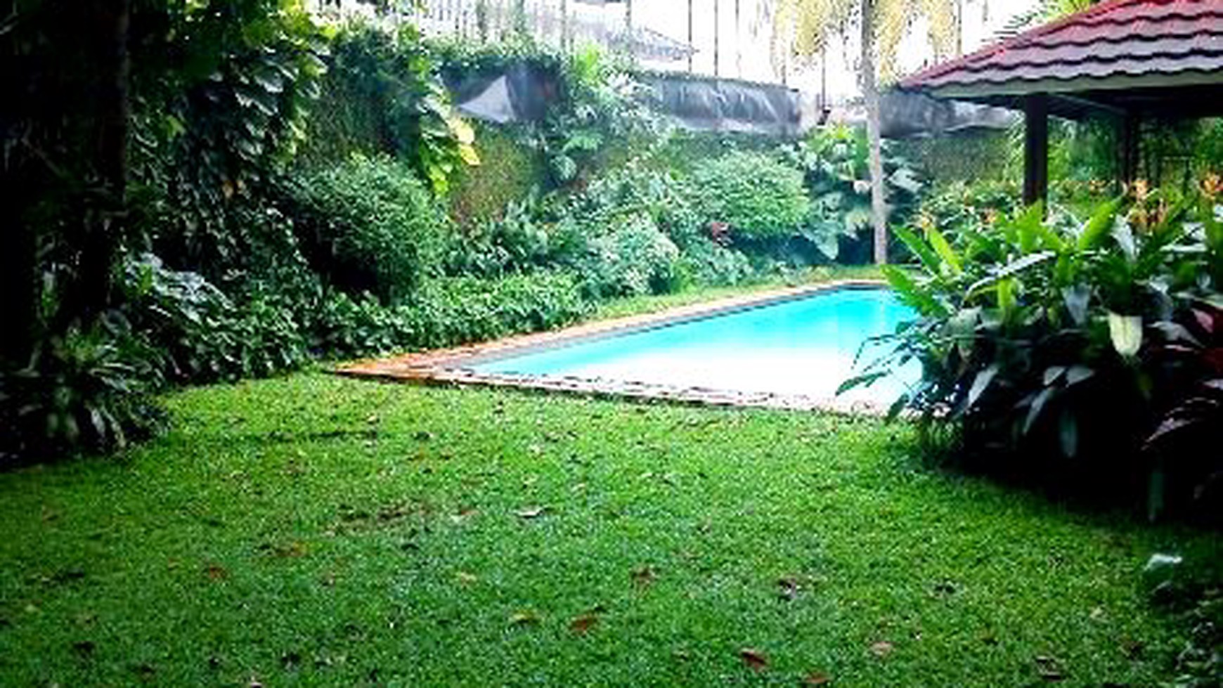 Big House...Big Pool....Big Garden...Quiet area...