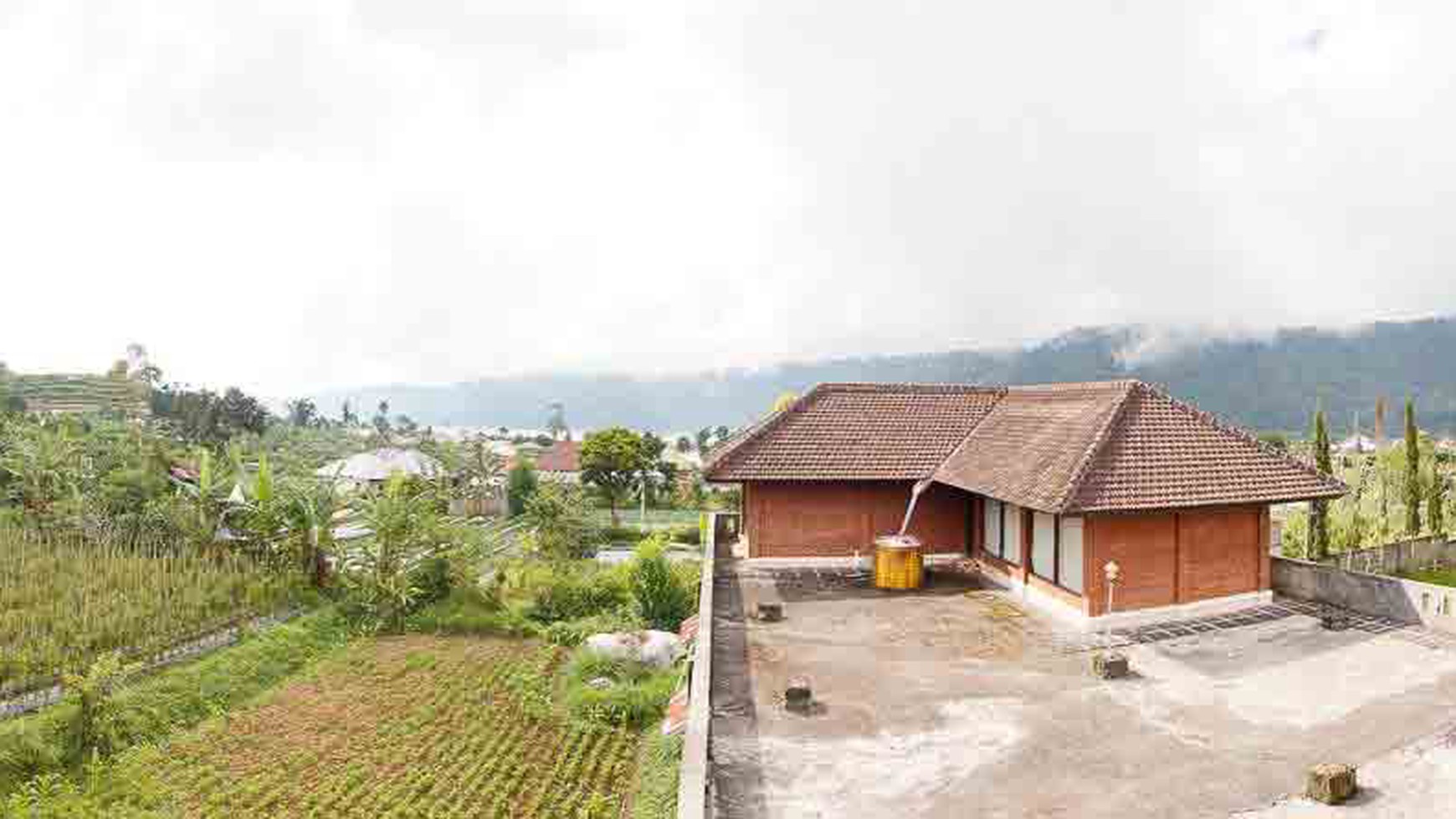 Lake & Mountain View Villa At Bedugul