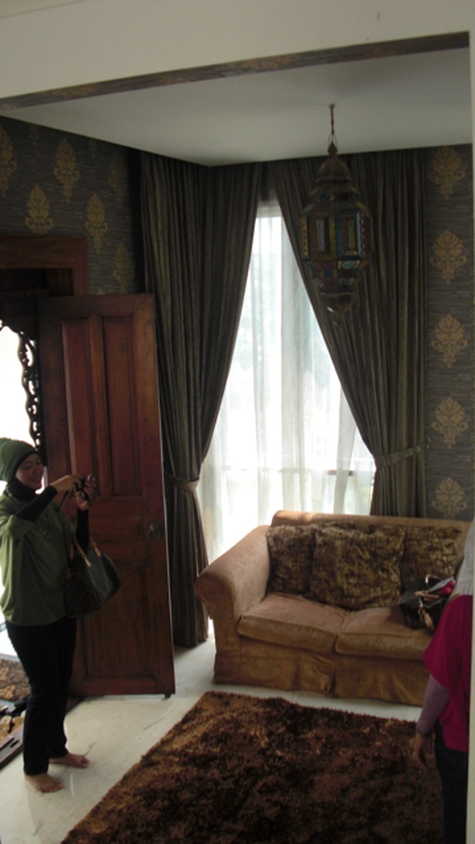 Rumah Minimalis,jarang ada,siap huni ,good price Sektor 8 Bintaro Jaya!!