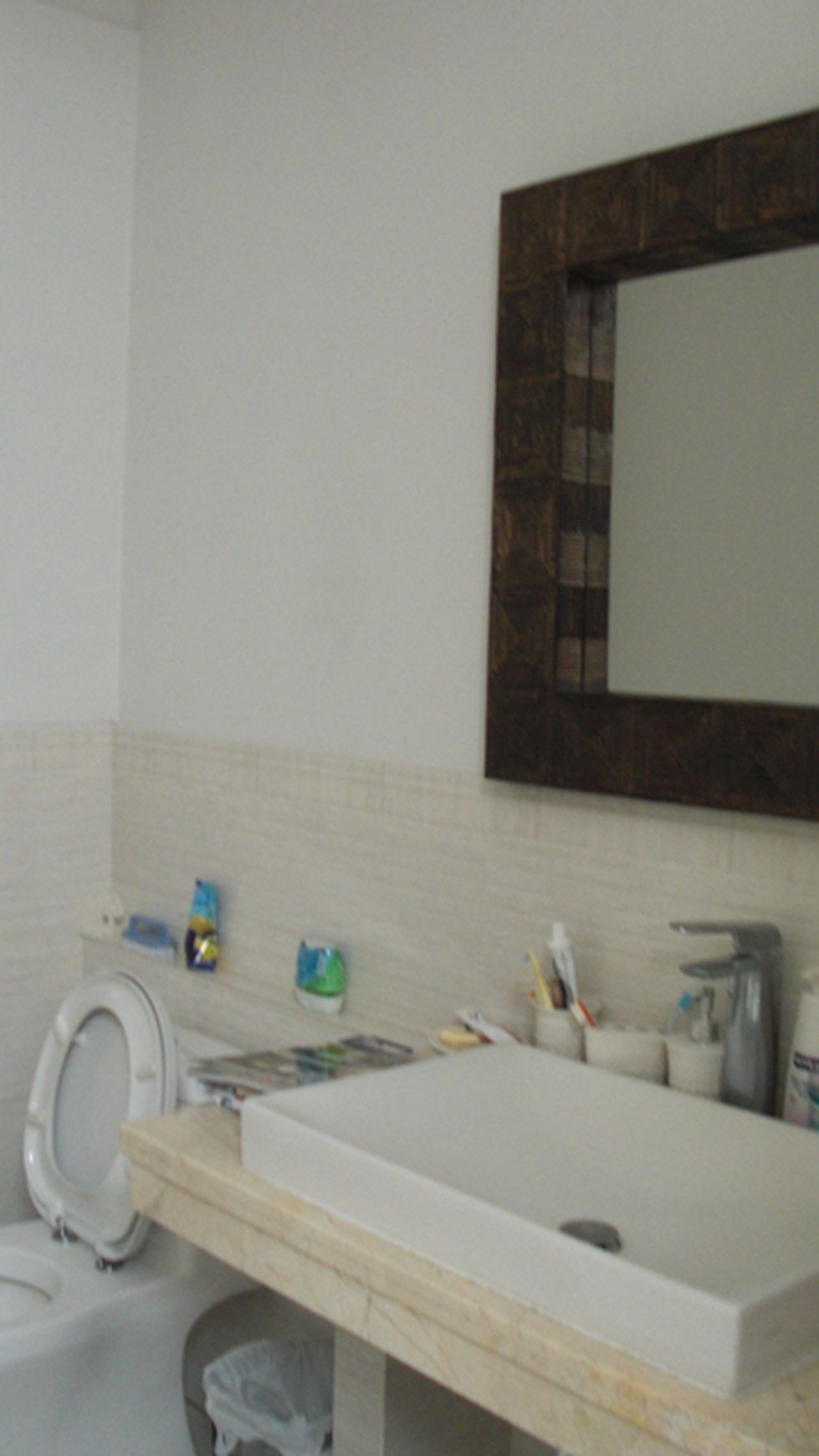 Rumah Minimalis,jarang ada,siap huni ,good price Sektor 8 Bintaro Jaya!!