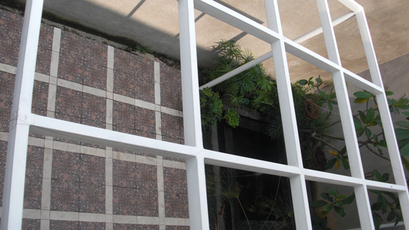 Rumah Minimalis,jarang ada,siap huni ,good price Sektor 8 Bintaro Jaya!!