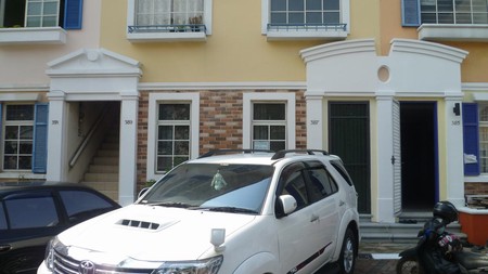 Disewakan Townhouse Taman Ayu Lantai Dasar - Lippo Karawaci