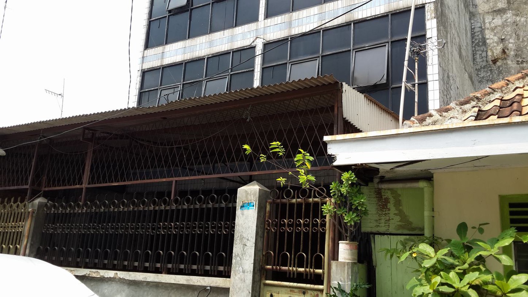 Dijual Ruko Sarang Walet Jl. Kali Pasir - Pasar Lama, Karawaci
