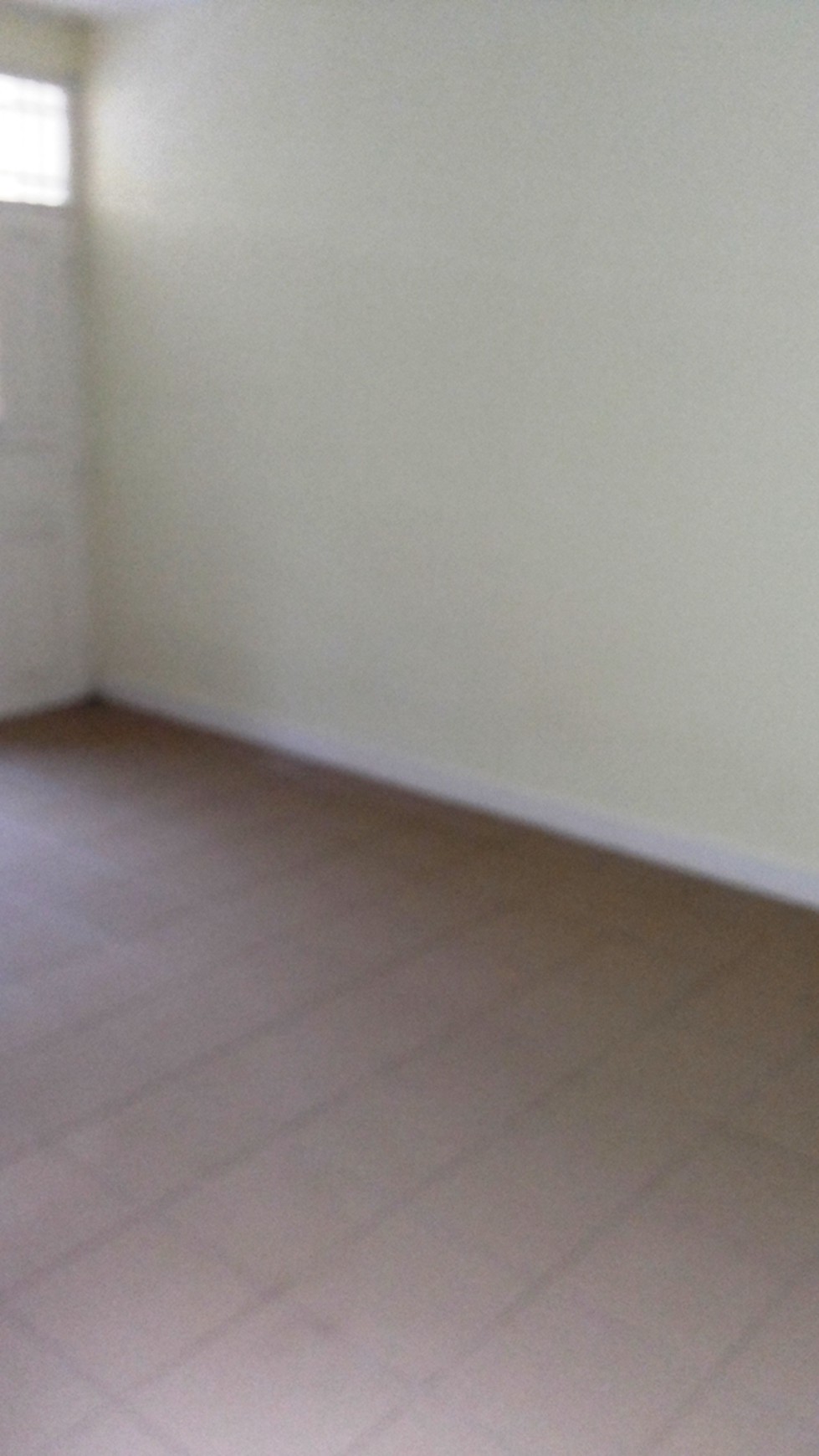 Rumah siap huni, Bintaro Jaya sek 6, 2 lt, keamanan 24 jam. bebas banjir