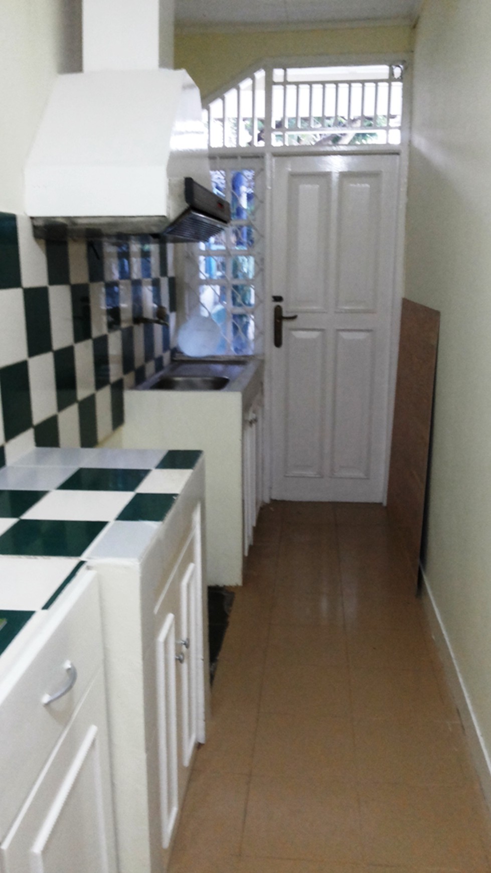 Rumah siap huni, Bintaro Jaya sek 6, 2 lt, keamanan 24 jam. bebas banjir