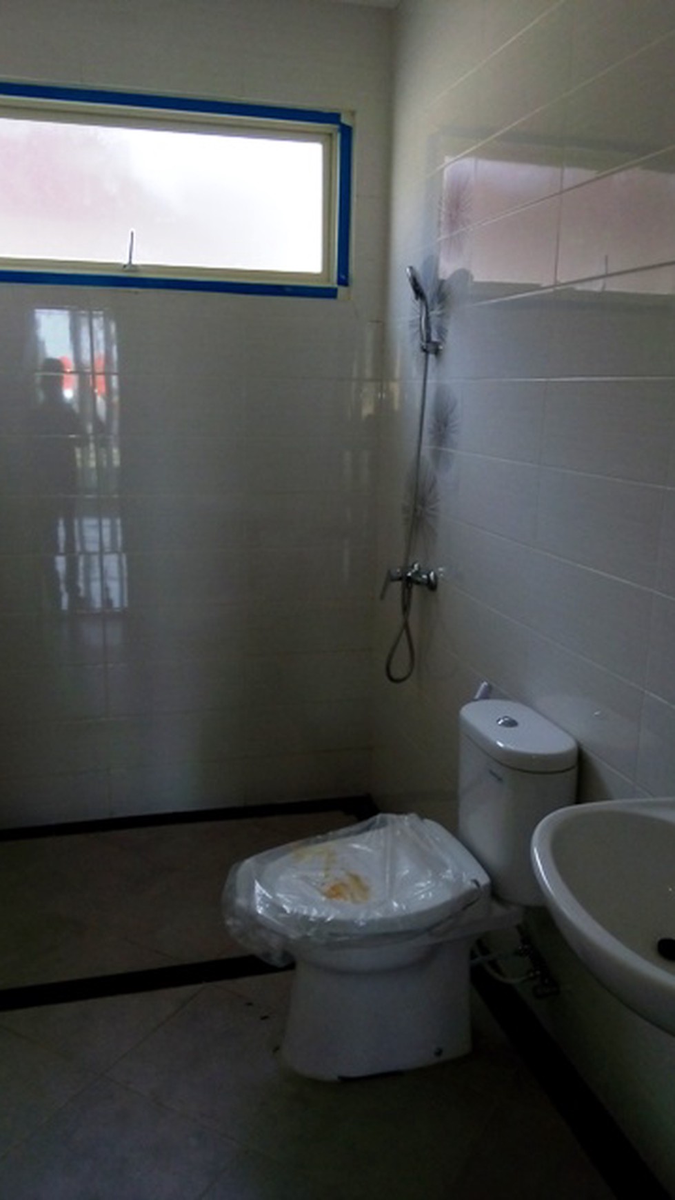 Rumah Baru di cluster ternama dari Dukuh Bima Kota legenda
