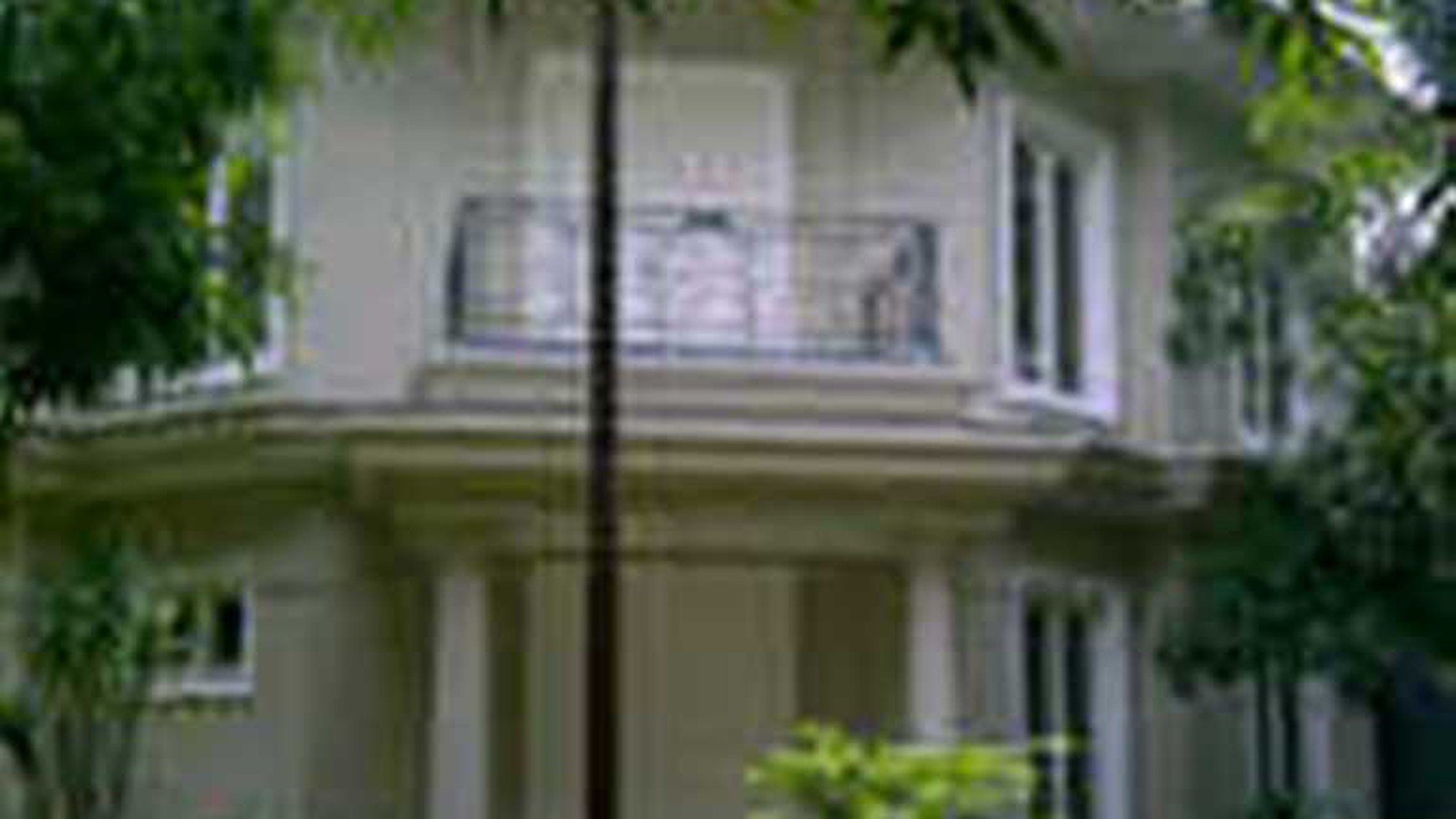 RUMAH DALAM CLUSTER,MINIMALIS,BAGUS,GOOD PRICE DI SEKTOR 9 BINTARO JAYA