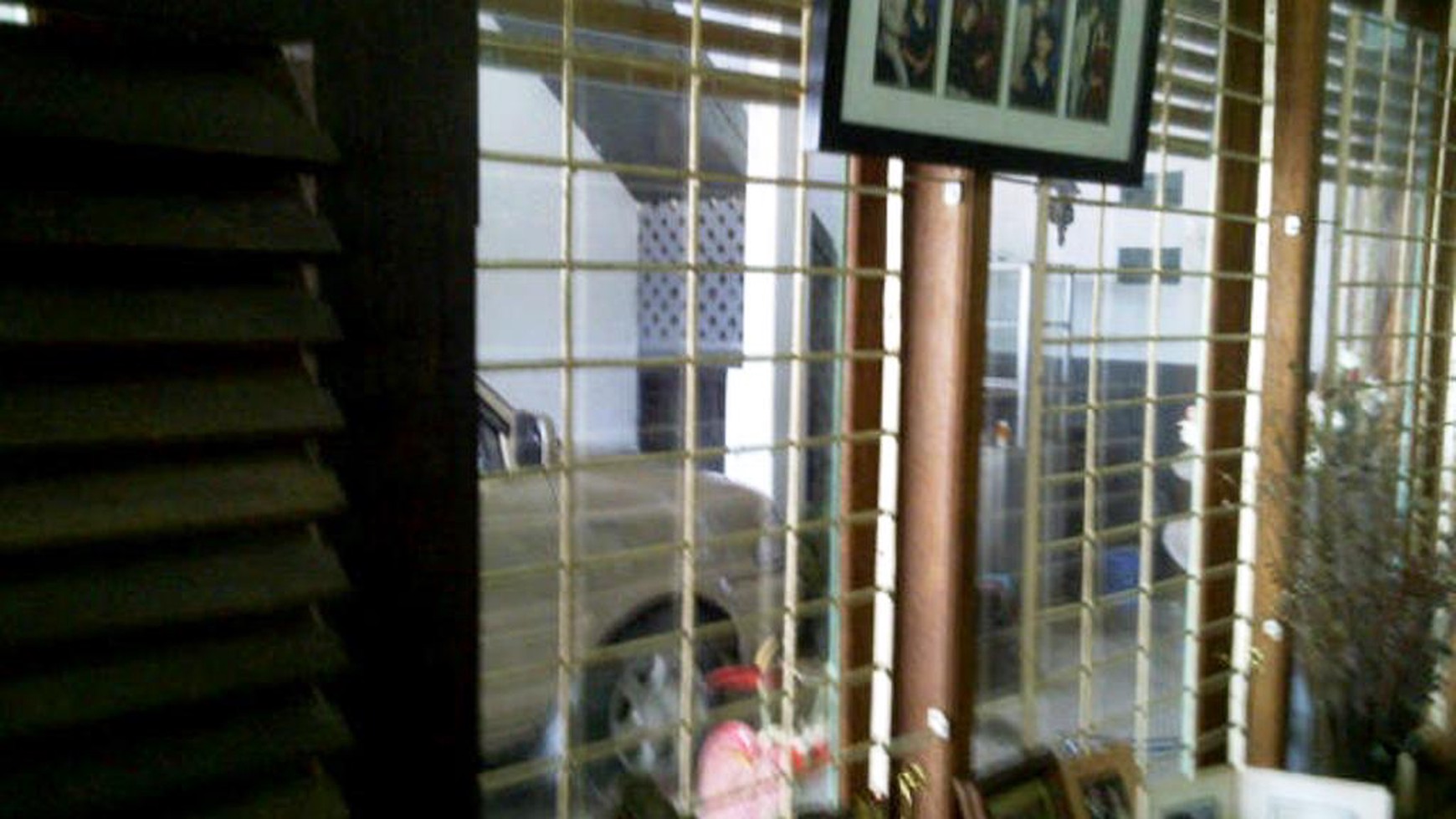 RUMAH PINGGIR JALAN,BAGUS,COCOK BUKA USAHA DI JOMBANG RAYA