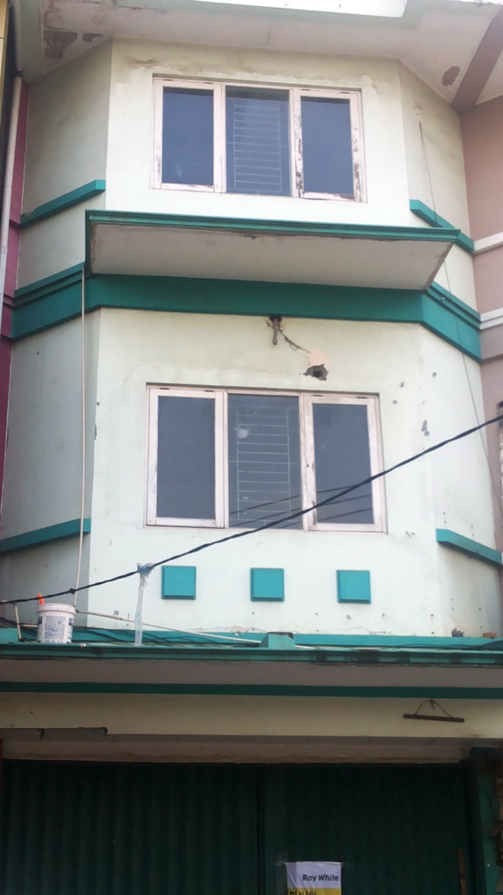 Ruko Di Daerah Komercil Di Pondok Ranji