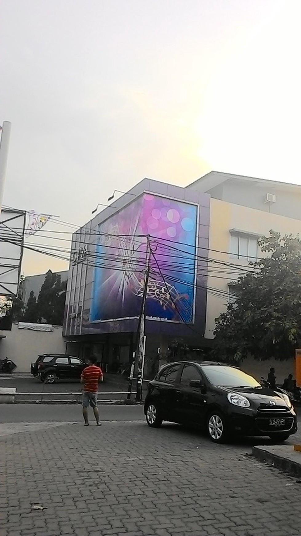 3 RUKO JADI 1,PINGGIR JALAN,GOOD PRICE DI VETERAN JAKARTA SELATAN