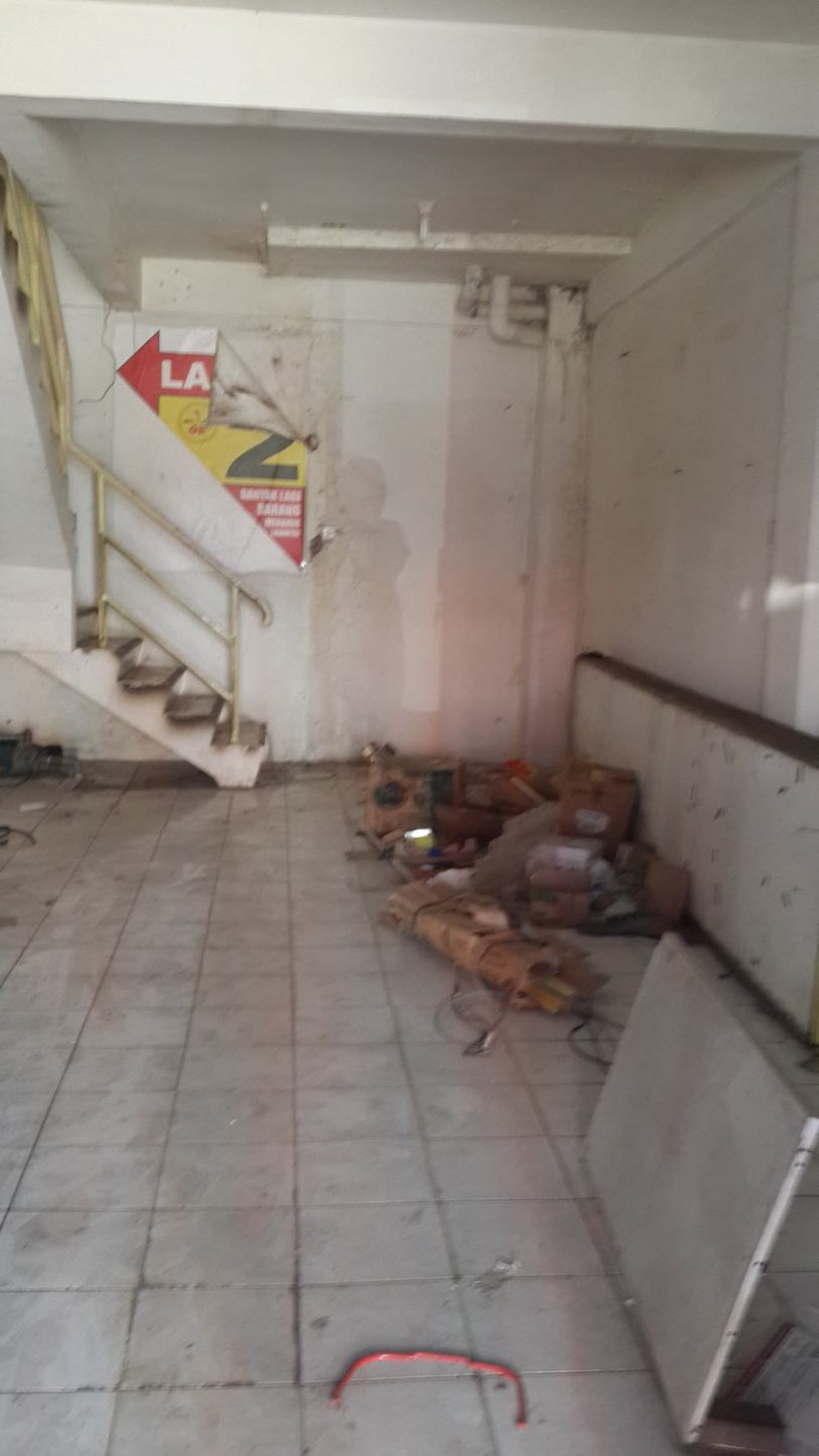 Dijual / Disewakan Ruko Borobudur Pinggir Jalan- Perum, Karawaci