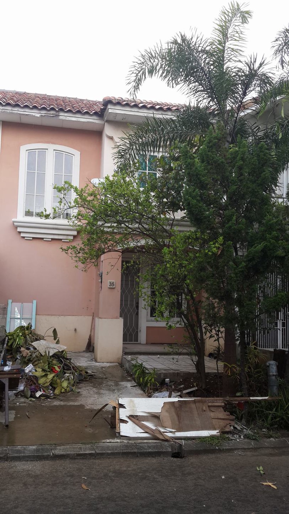 Disewakan Rumah Taman Imam Bonjol Jl. Bintan - Lippo Karawaci