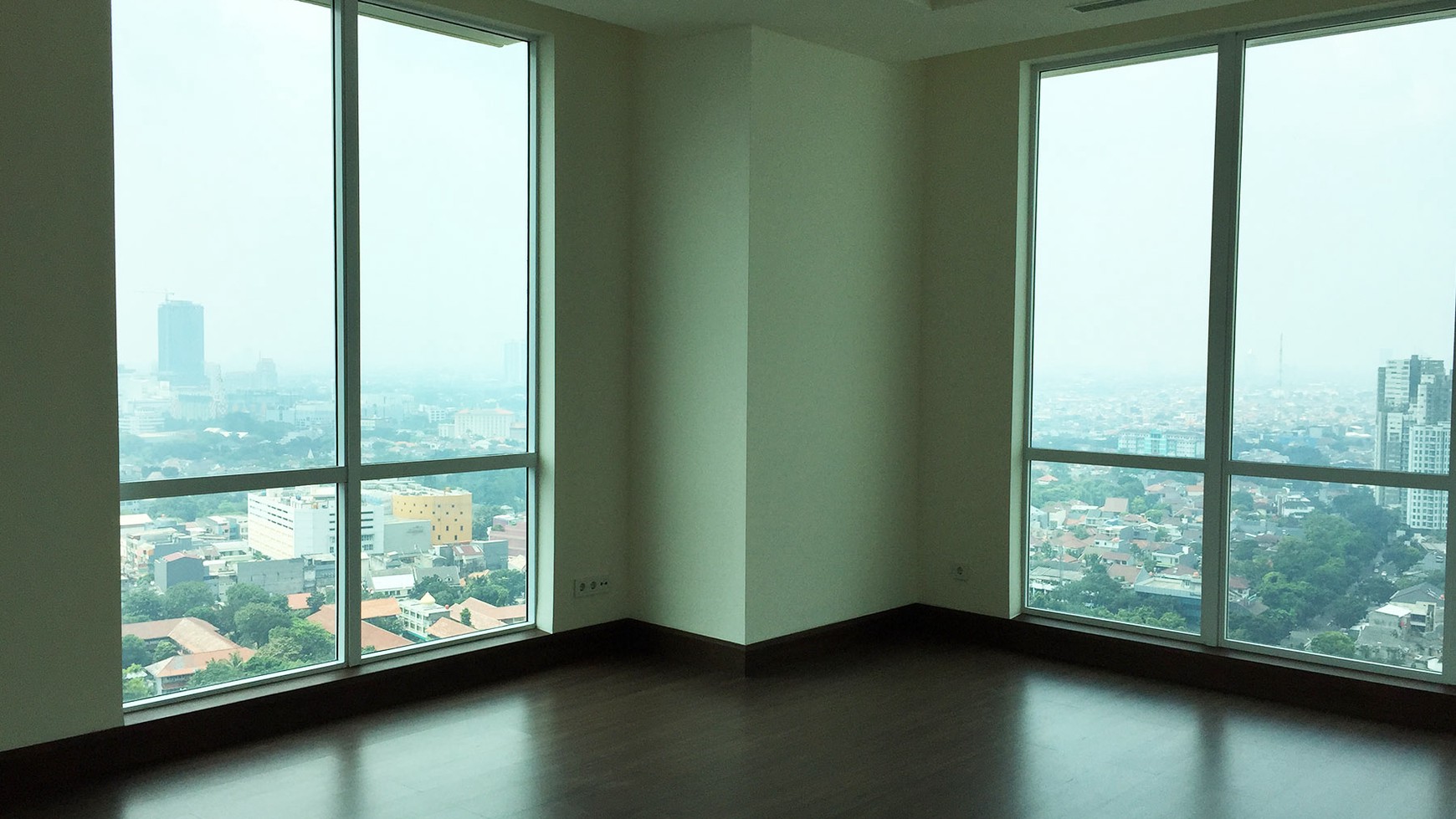 FOR RENT prestigious and highly luxurious residential apartment unit The Pakubuwono Signature located in prime location, South Jakarta