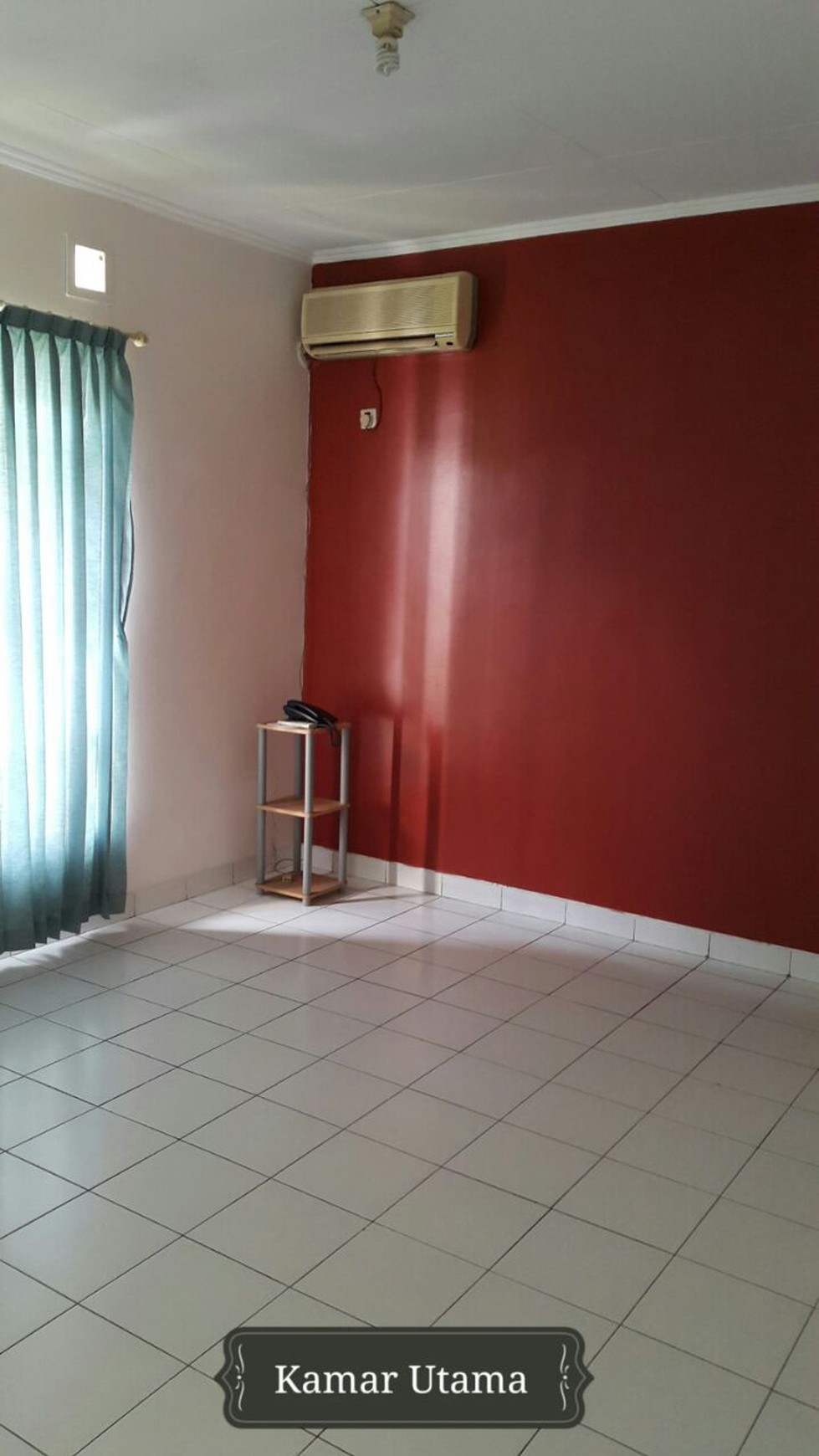 [RENT/SEWA] BSD - Rumah Terawat dekat sekolah & RS, Ada 2 AC, Harga Super Reasonable, Taman & Balkon