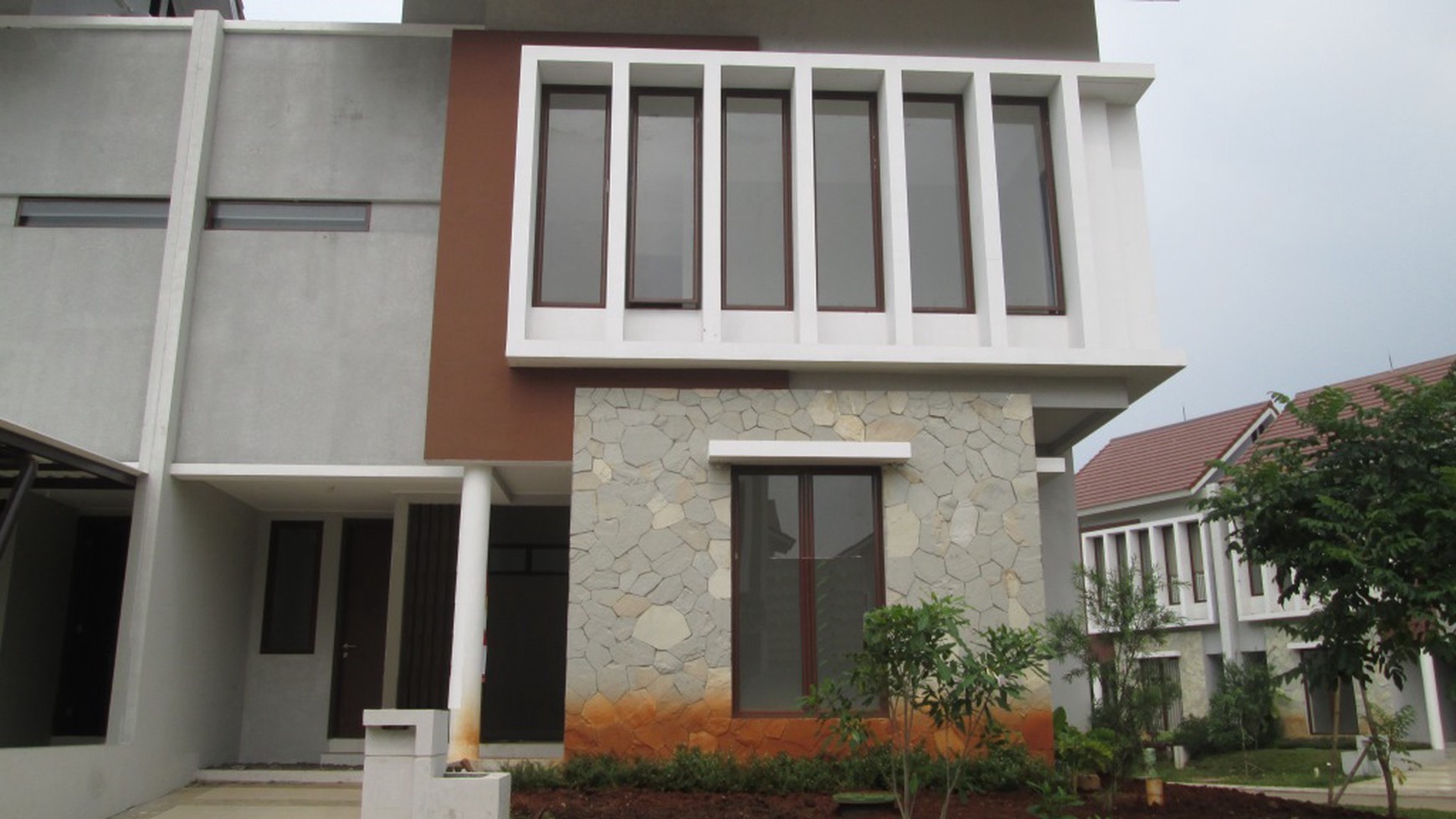 Dijual Rumah Dikawasan Perumahan Discovery Conserva, Bintaro