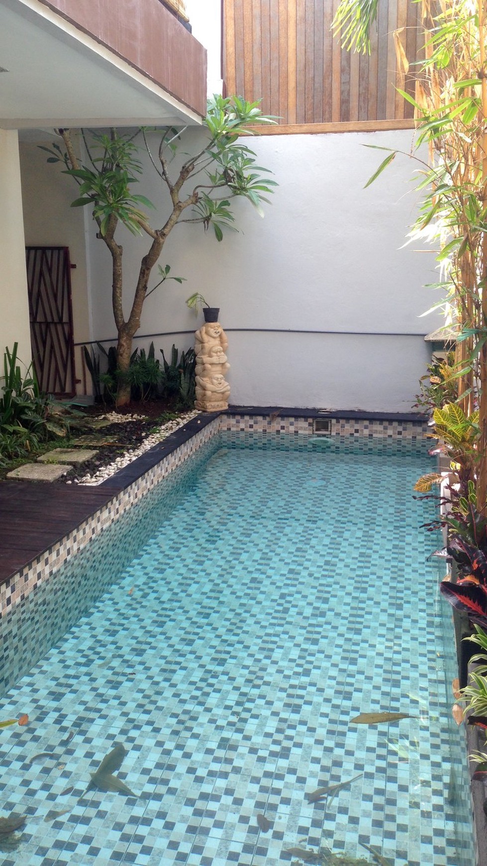 For Rent Villa 3 Bedrooms Fully Furnish Sanur 5 min to Beach