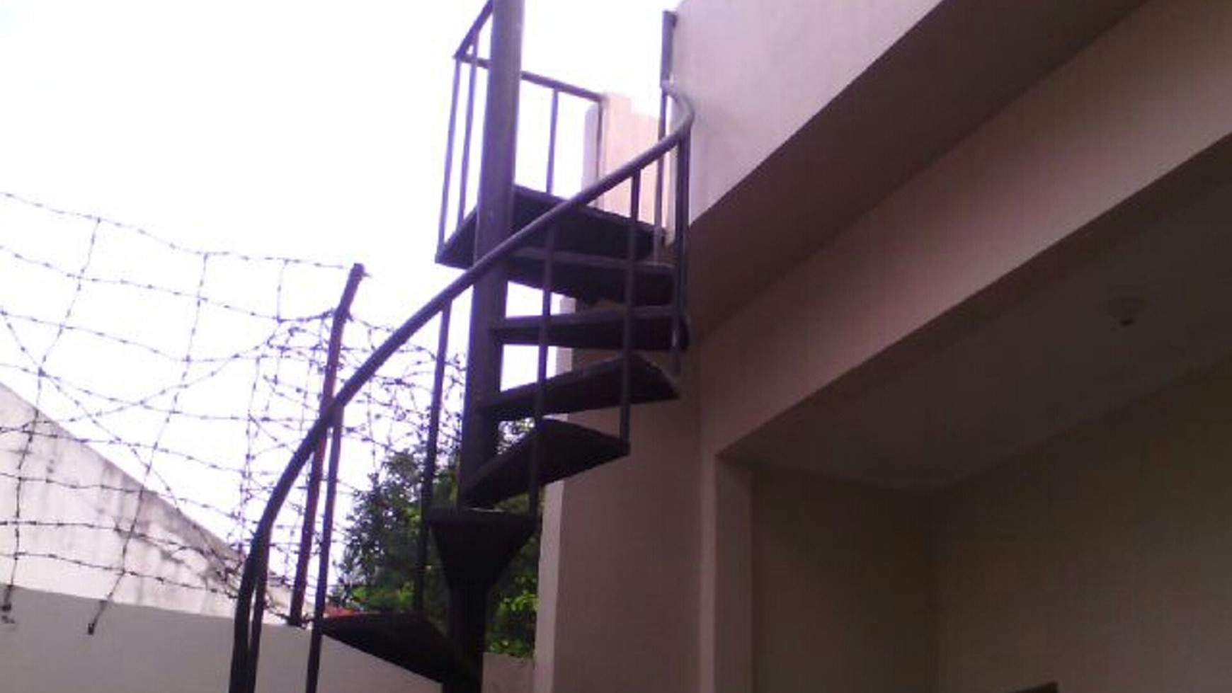 RUMAH BARU BEBAS BANJIR, HARGA BAGUS VILLA BINTARO TANGERANG