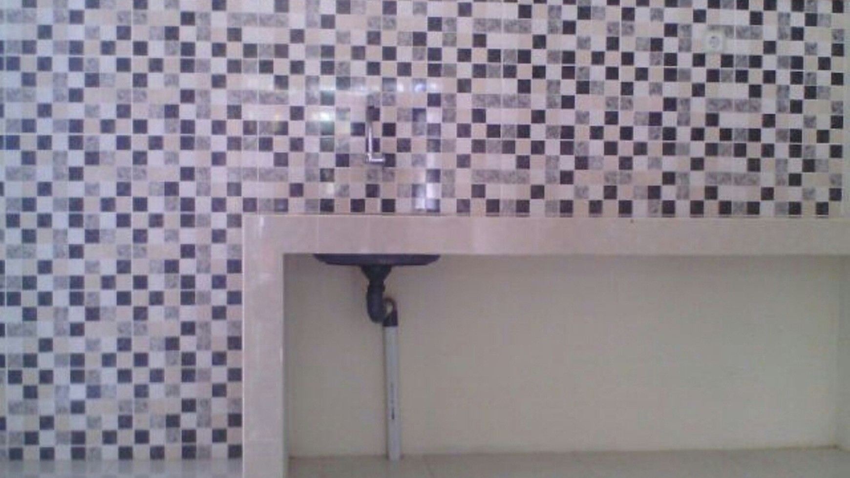 RUMAH BARU BEBAS BANJIR, HARGA BAGUS VILLA BINTARO TANGERANG