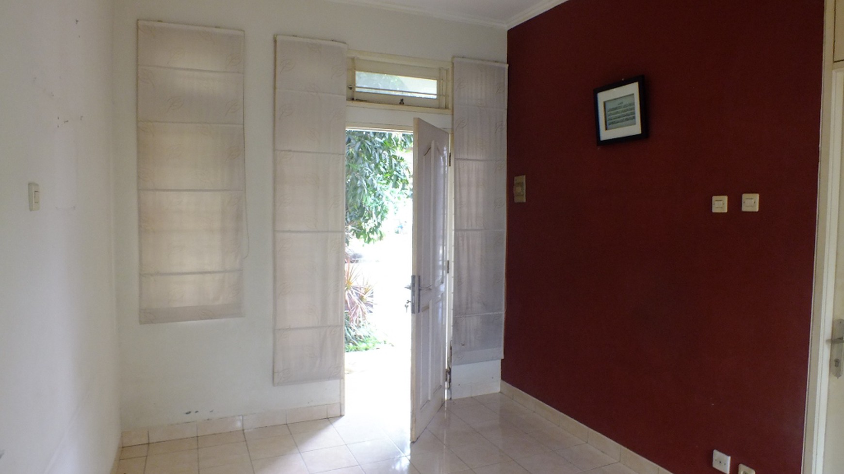 Rumah Bagus,siap huni,dalam cluster,good price di graha raya