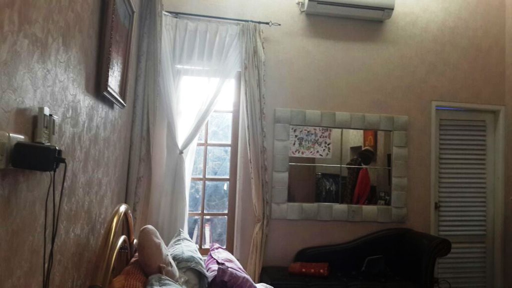 RUMAH BAGUS,MINIMALIS,TERAWAT,MURAH DI VILLA BINTARO INDAH