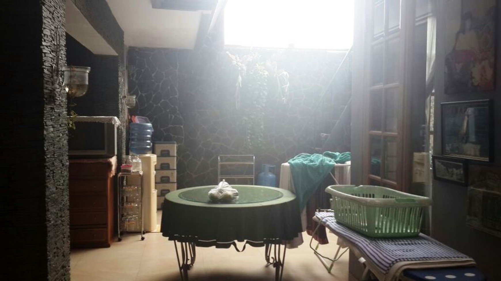 RUMAH BAGUS,MINIMALIS,TERAWAT,MURAH DI VILLA BINTARO INDAH