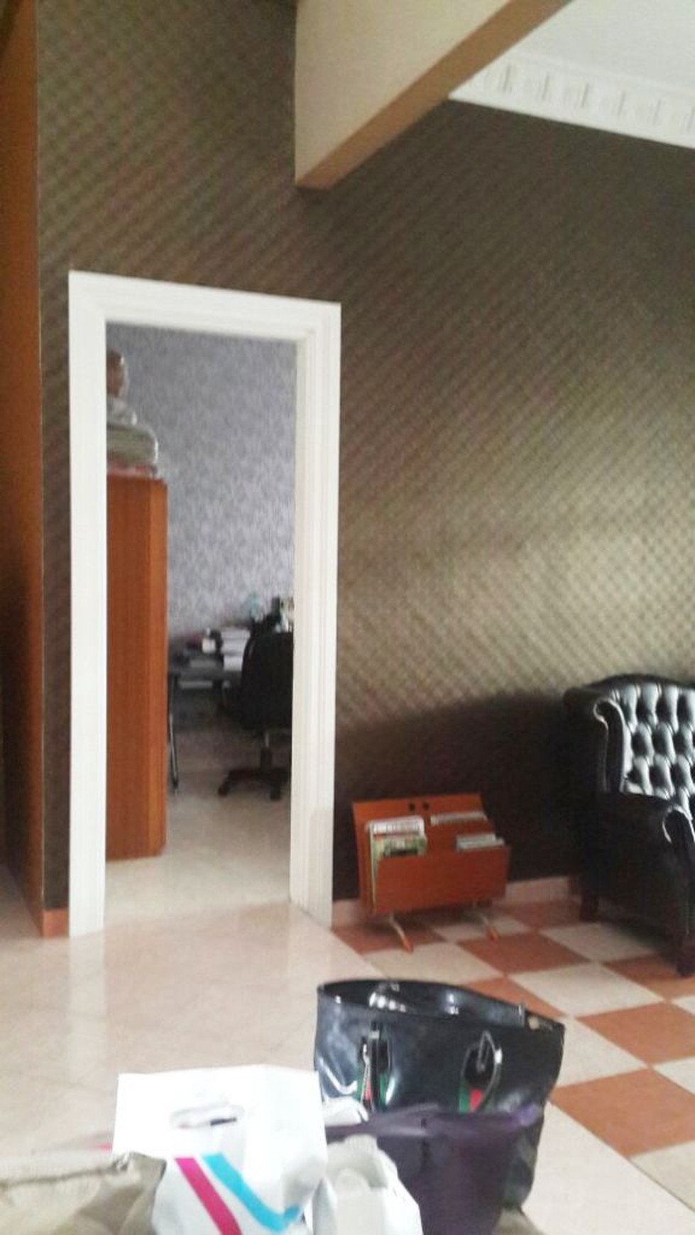 RUMAH BAGUS,MINIMALIS,TERAWAT,MURAH DI VILLA BINTARO INDAH