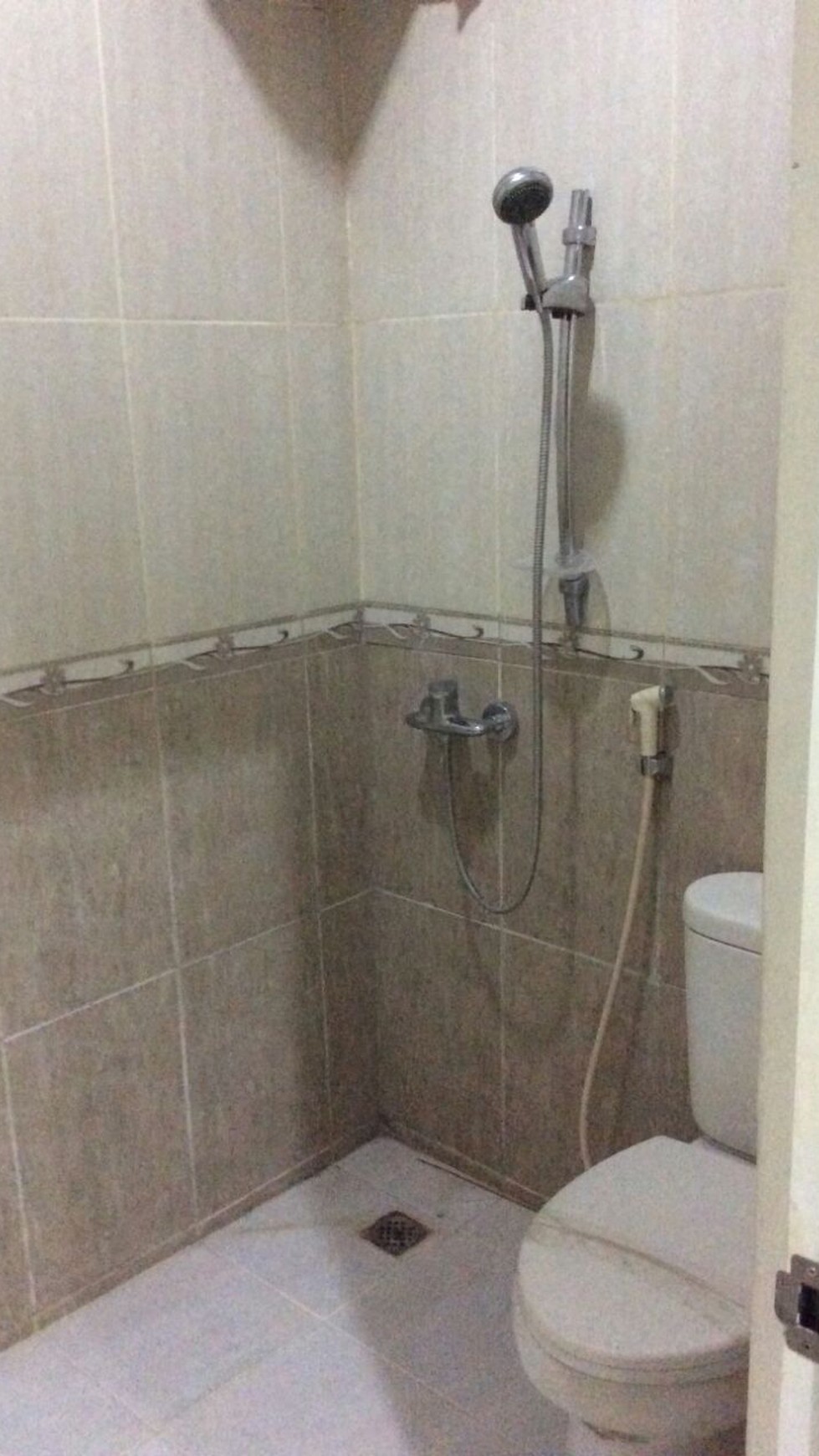 Dijual Rumah Cluster Serenade Lake Kondisi Bagus - Gading Serpong